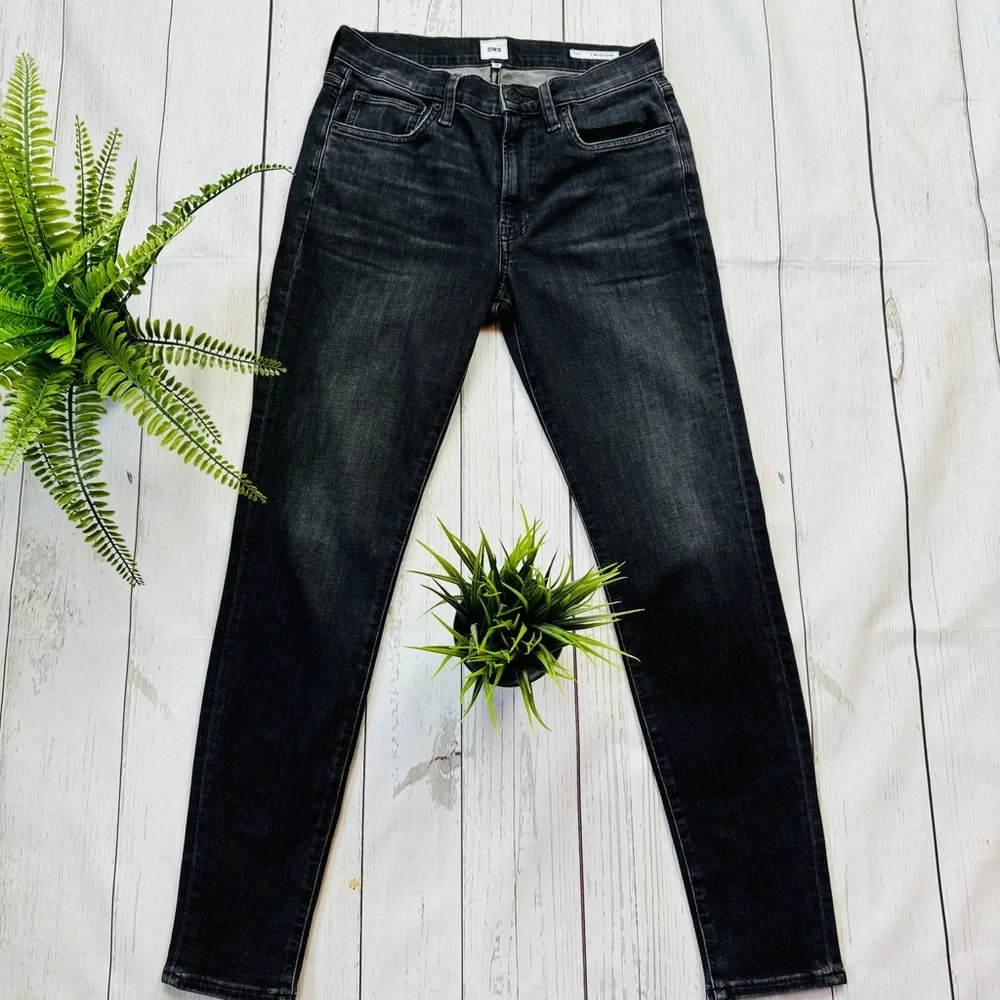 Edwin Pixie 9” Mid Rise Skinny Jeans Size 28